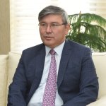 Kazakistan Büyük Elçisi belediyeyi ziyaret etti
