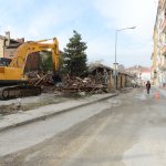 Belediye Alaybey Sokak’ta genişletme yapıyor