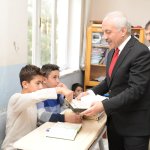 Başkan Gül, geleceğin hafızlarını ziyaret etti