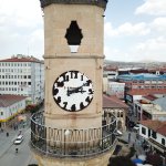 Belediye, Saat Kulesi'nin yıpranan kadranlarını değiştirecek