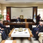 MHP ailesinden Başkan Gül’e hayırlı olsun ziyareti