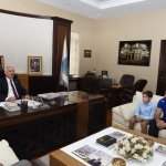 Başkan Gül, Minik Melih’i makamında kabul etti