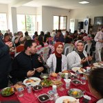 Başkan Aşgın, engelli öğrencilerle yemek yaptı
