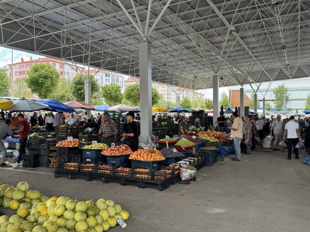 Perşembe Pazarı’nda Çadırlar Kalktı