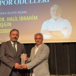 Aşgın’a, “Yılın İl Belediye Başkanı” Ödülü