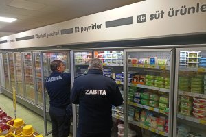 Zabıta’dan marketlere sıkı denetim: 3 markete ceza